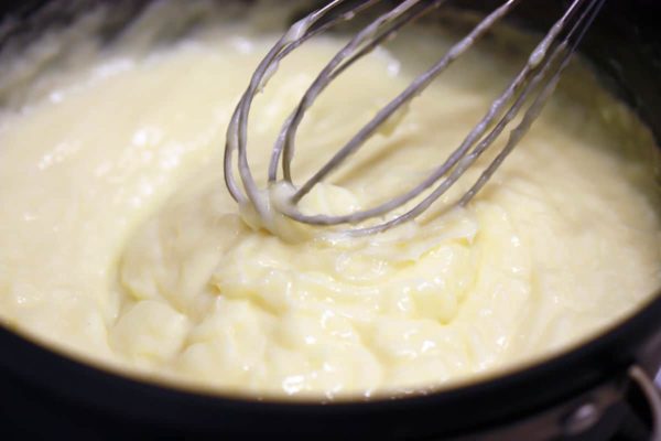 用力搅拌直到奶油沸腾