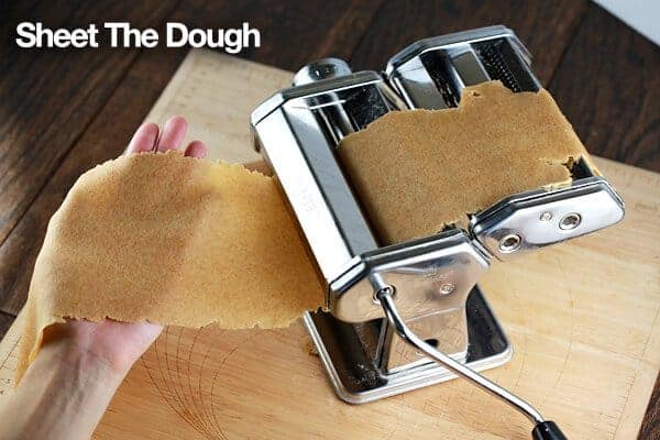 如何制作意大利面 - 将面团扁平