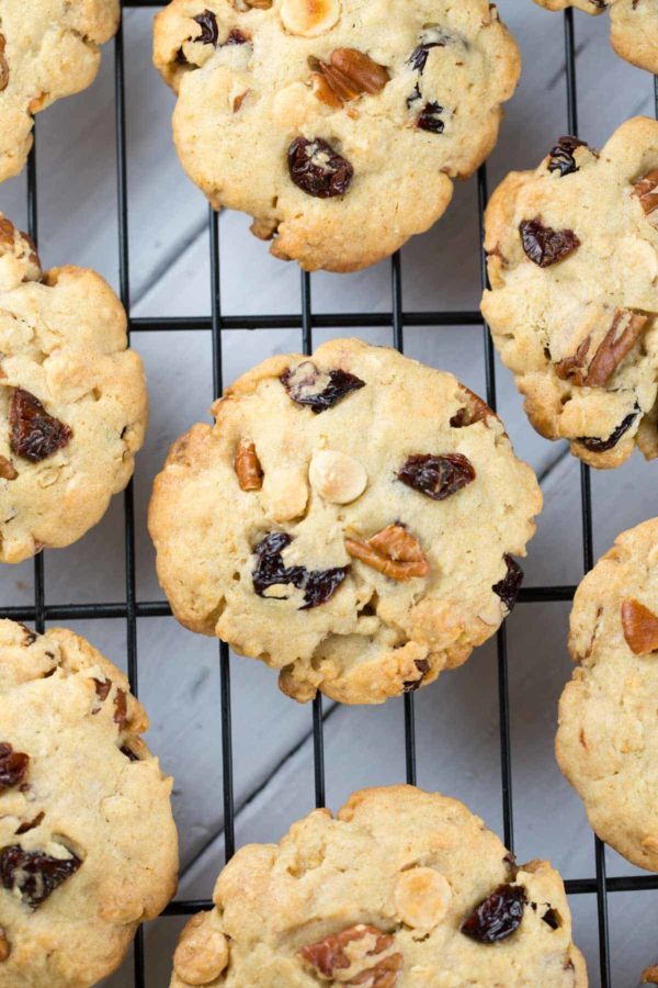 冷却架上的饼干