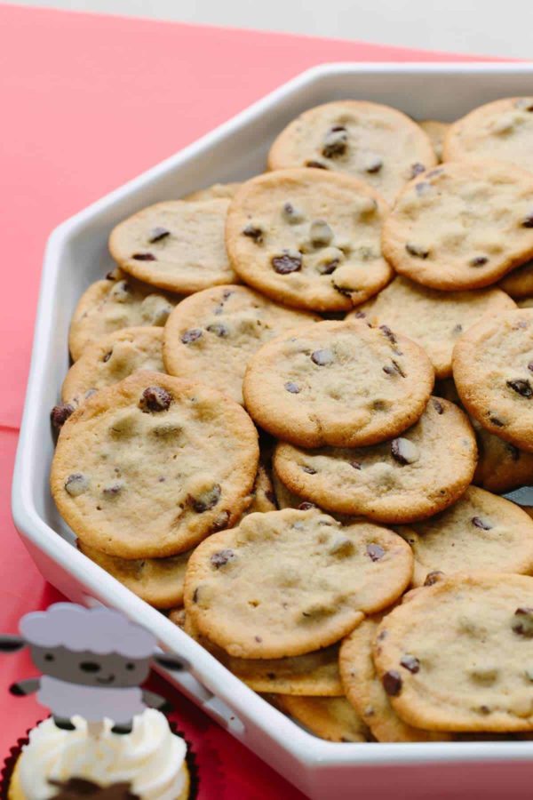 plate-chocolate-chip-brown-butter-cookies
