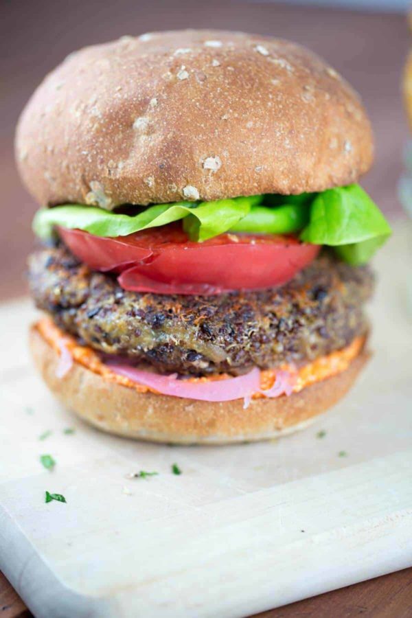 黑豆奎奴亚藜汉堡