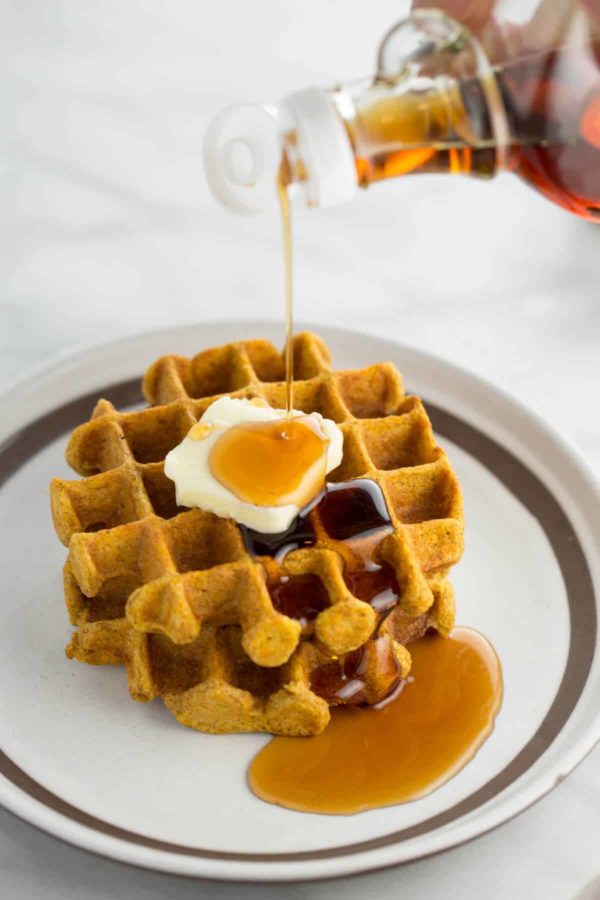 Buttermilk南瓜香料华夫饼