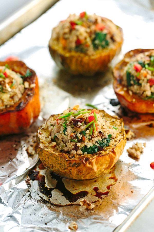 在烤盘上烤南瓜