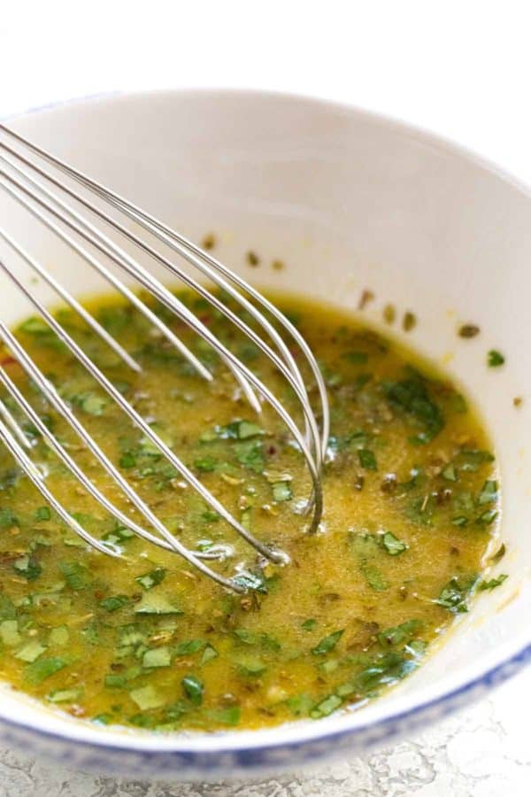 自制柠檬酱被缠在碗里