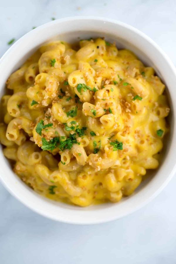 健康版的通心粉和奶酪