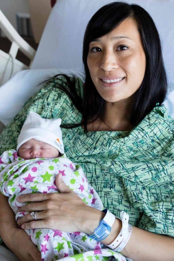 妈妈和奥利维亚在医院