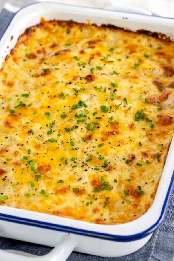 刚出炉的烤土豆又热又新鲜