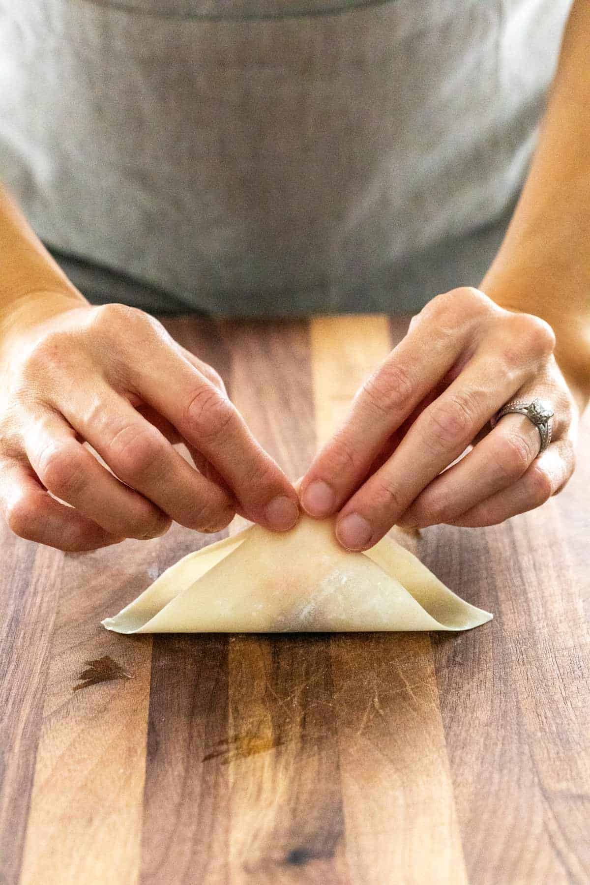 把两个角连接在一起